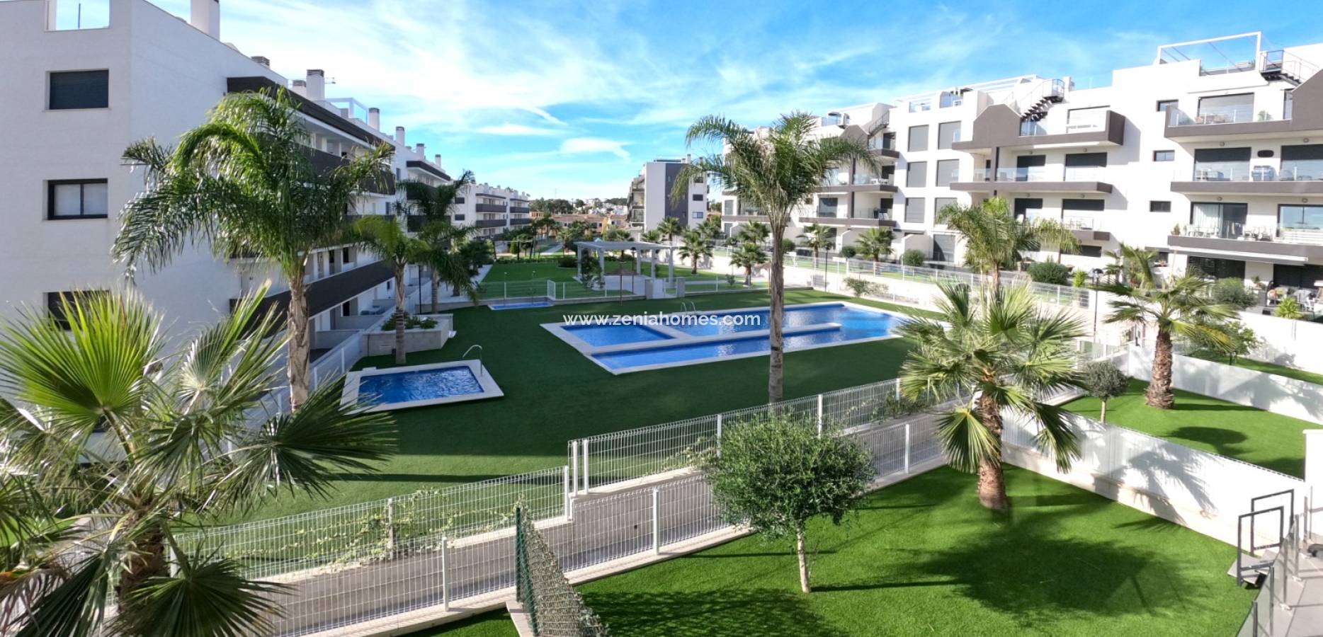 Resale - Apartment - Orihuela Costa - Villamartín