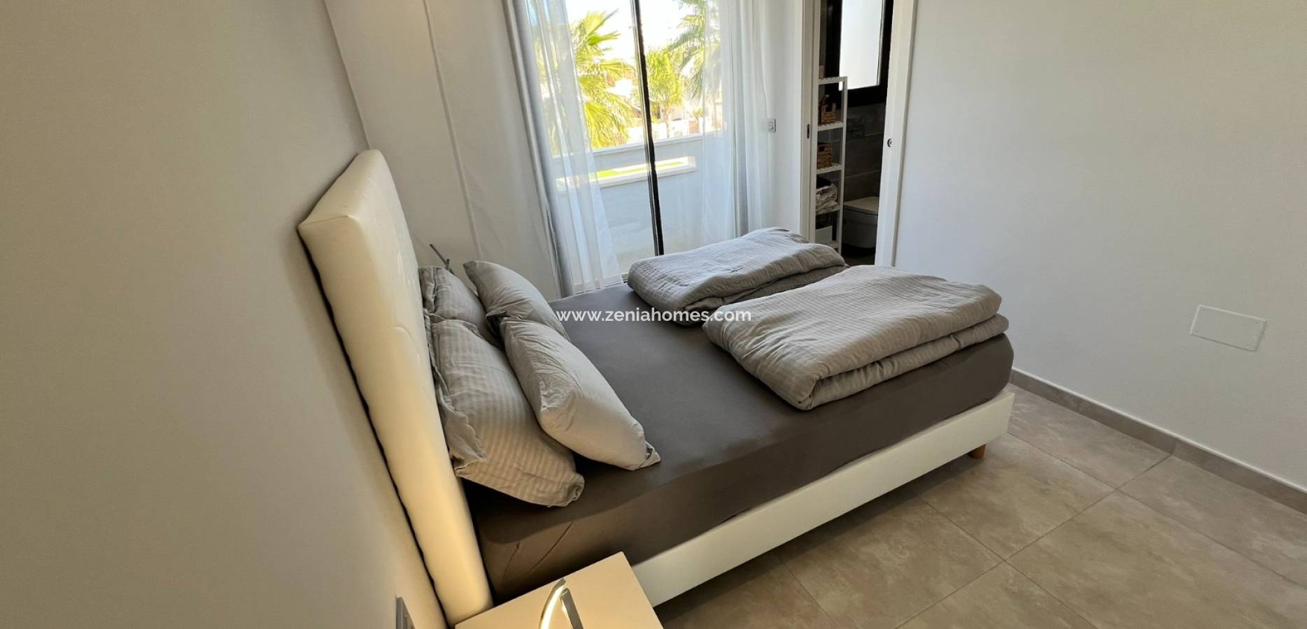 Odsprzedaż - kamienica - La Torre de la Horadada