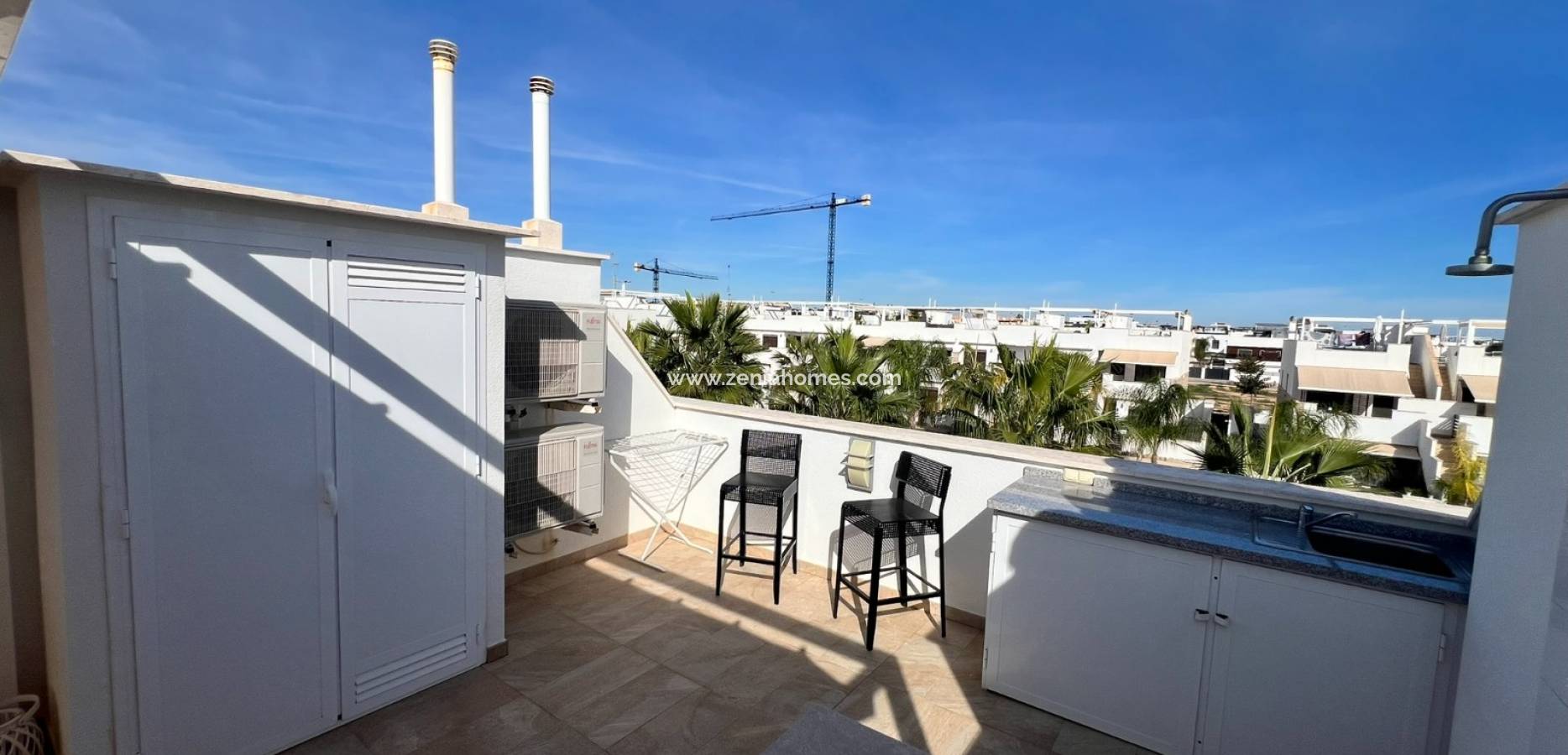 Odsprzedaż - kamienica - La Torre de la Horadada