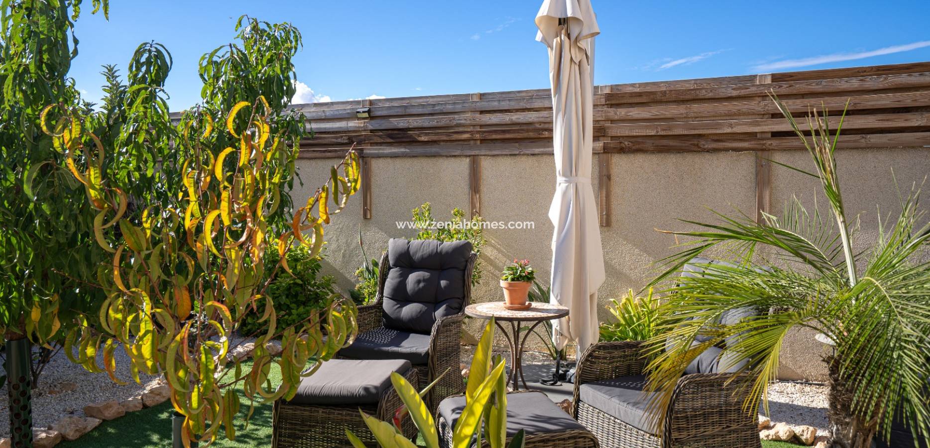 Venta - Casa de pueblo - Mil Palmeras