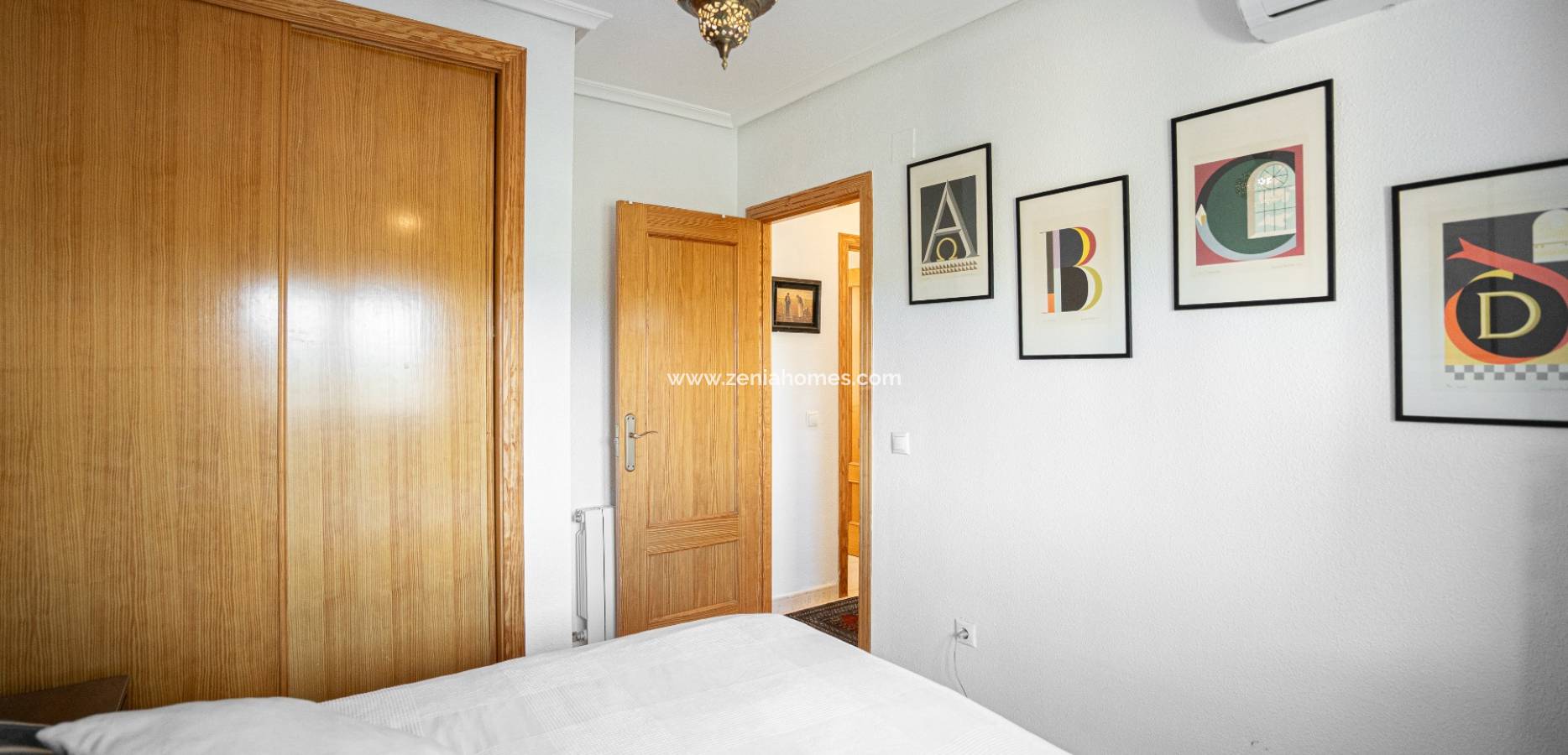 Venta - Casa de pueblo - Mil Palmeras