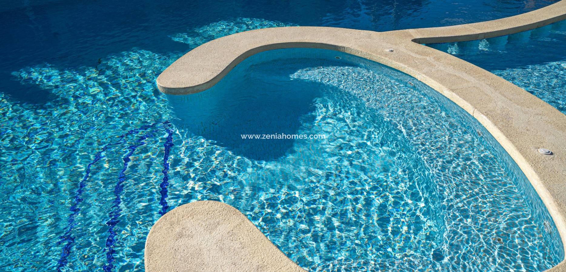 Venta - Casa de pueblo - Mil Palmeras