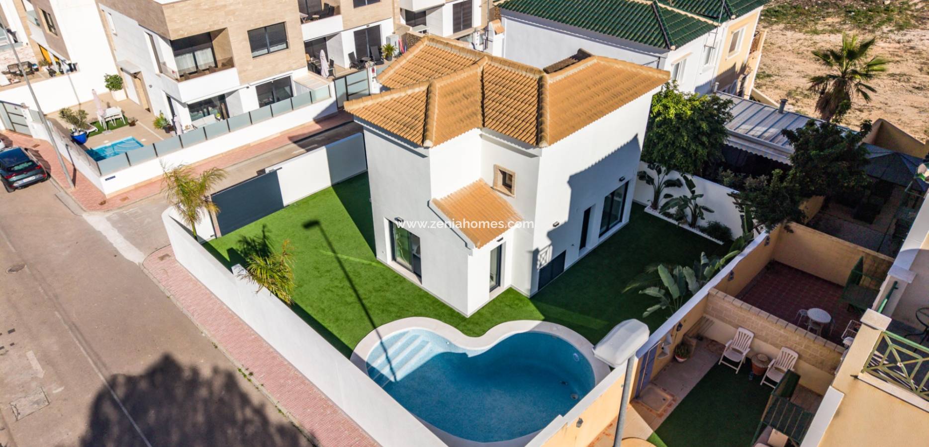 New Build - Отдельная вилла - Orihuela Costa