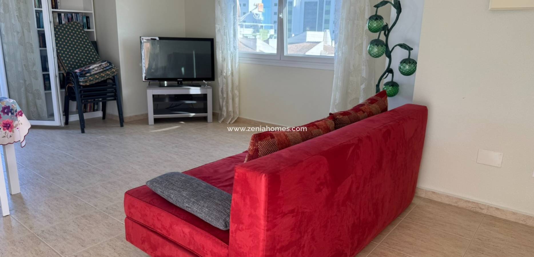 Resale - Villa - Mil Palmeras