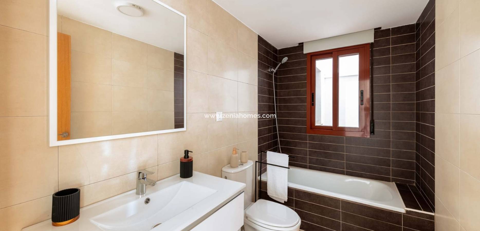 Nowo zbudowane - Apartament - Avileses