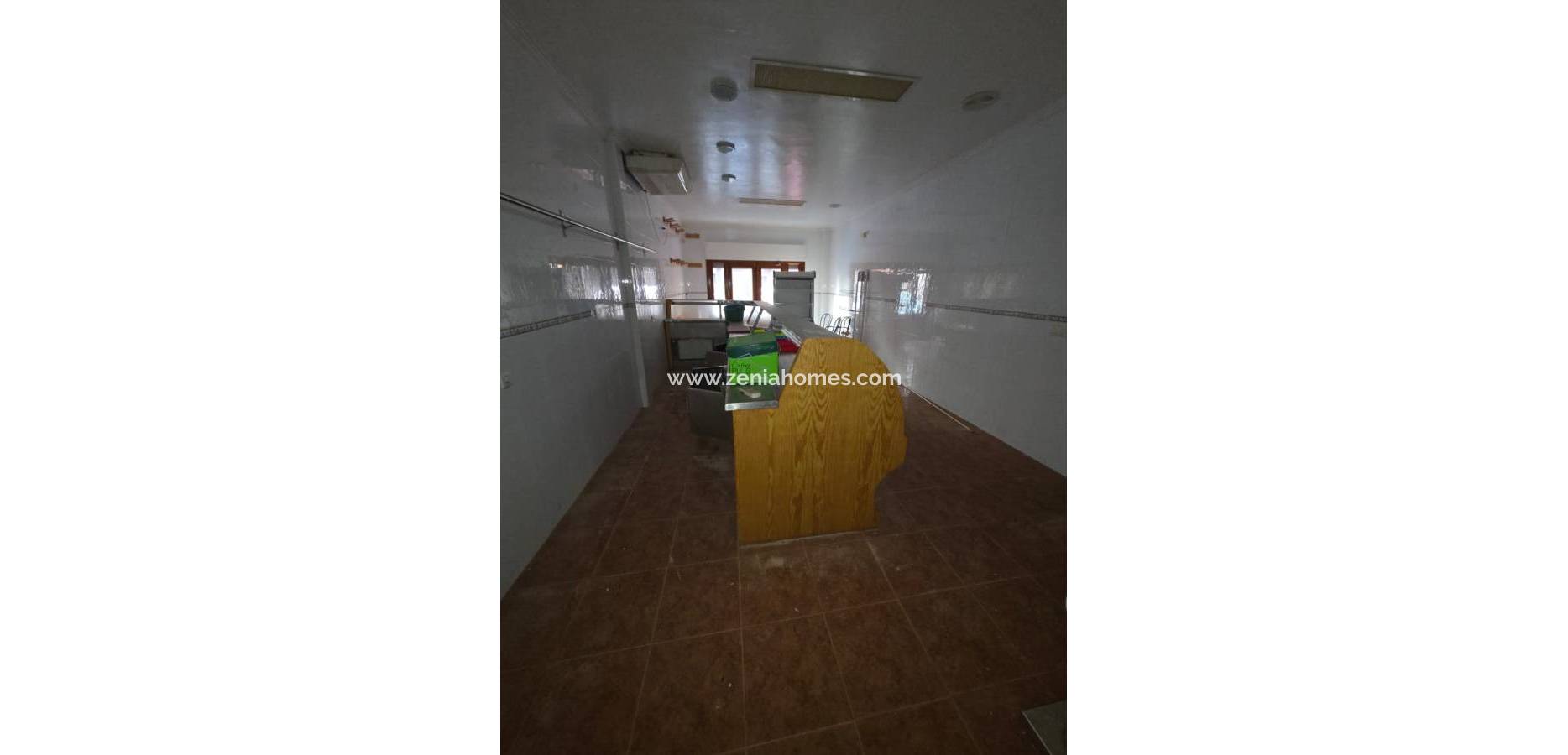 Resale - Commercial property - Torrevieja