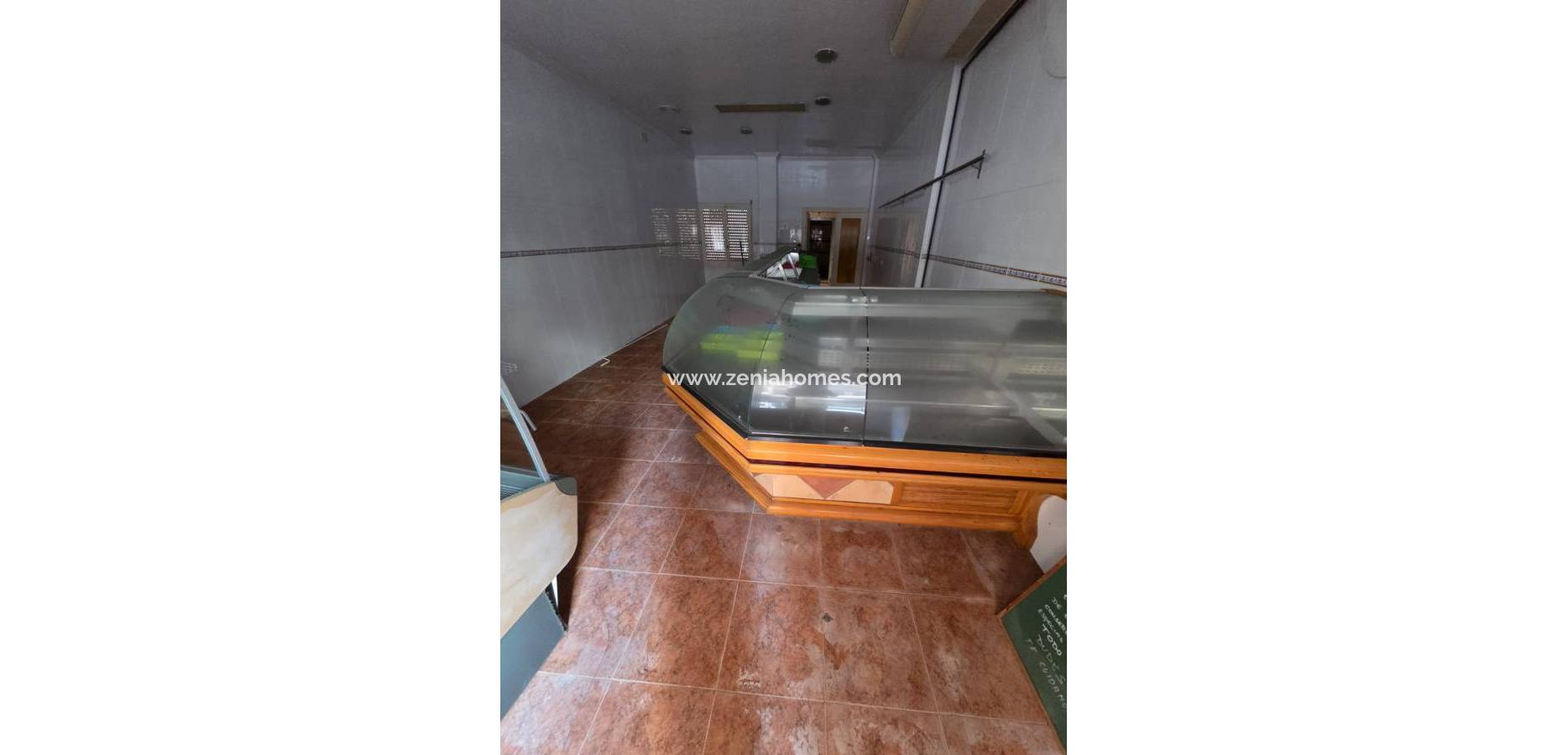 Resale - Commercial property - Torrevieja