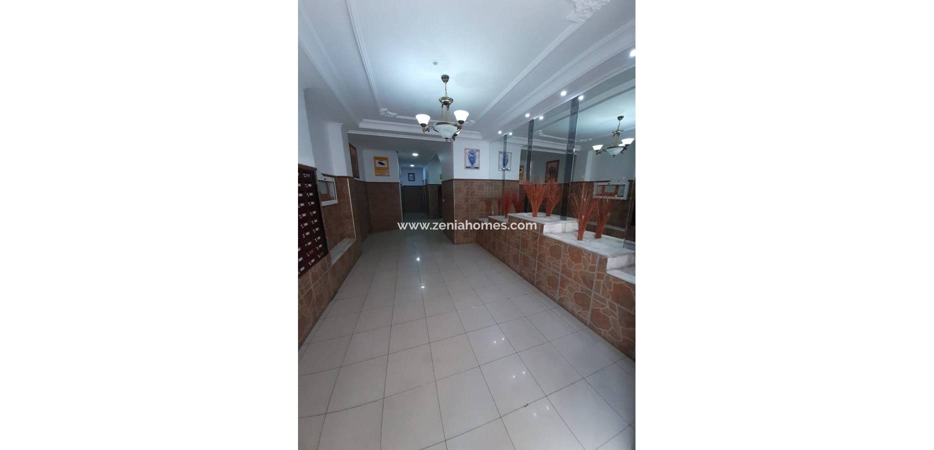 Resale - Apartment - Torrevieja