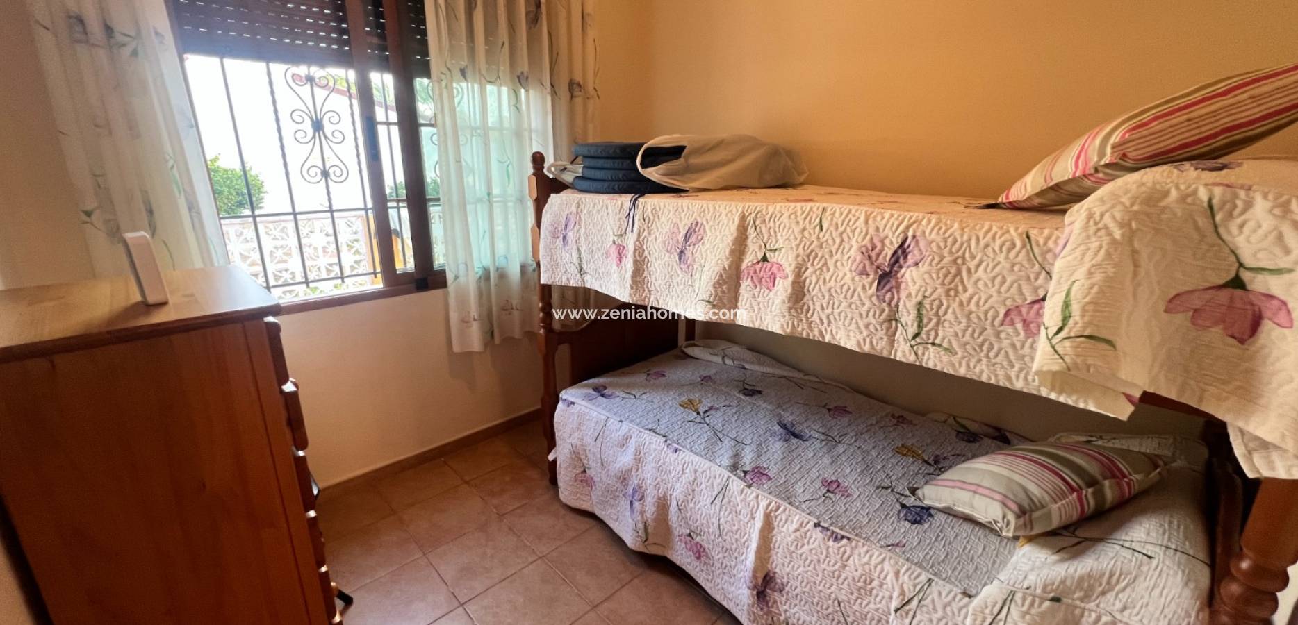 Resale - Semi-Detached Villa - Orihuela Costa - Punta Prima