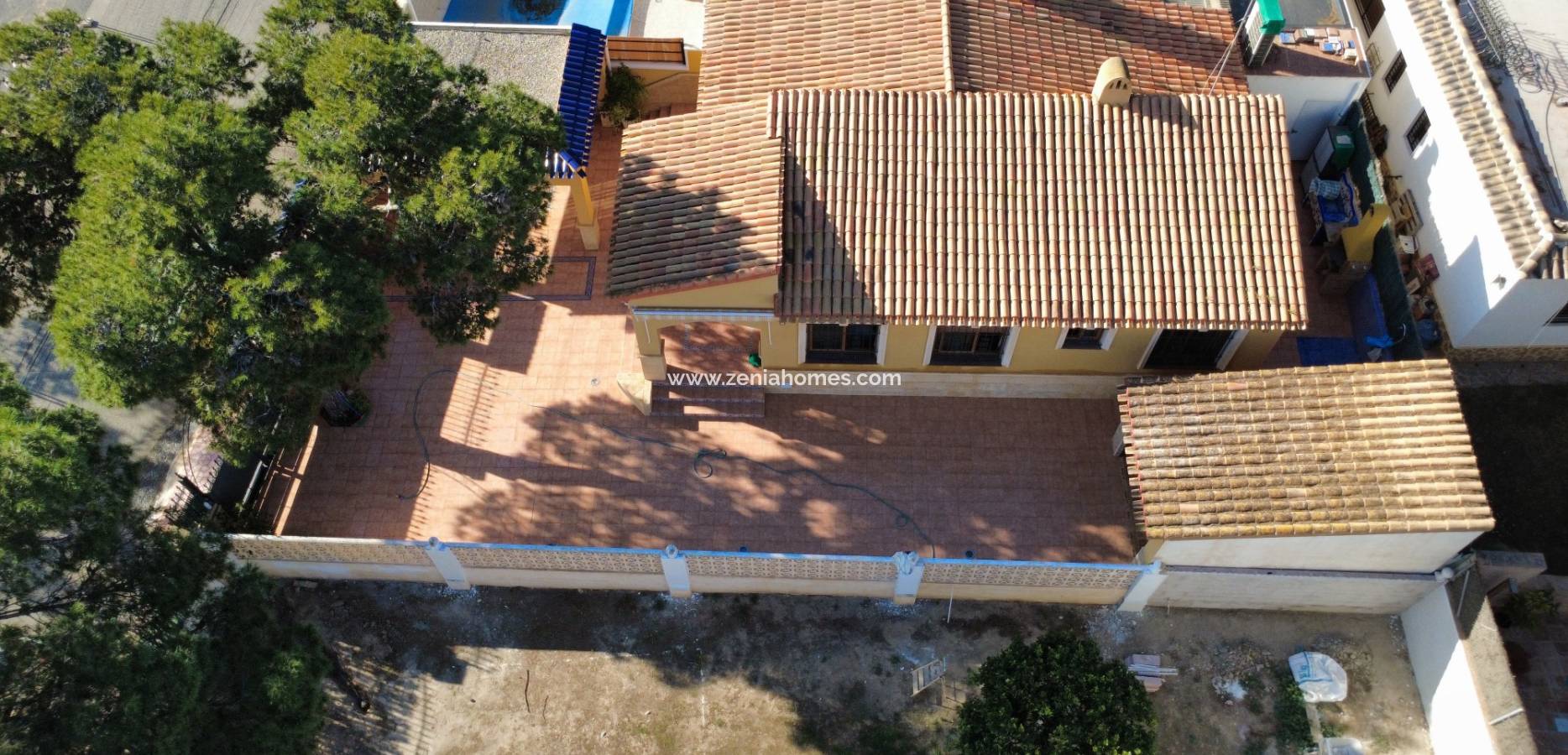 Resale - Semi-Detached Villa - Orihuela Costa - Punta Prima