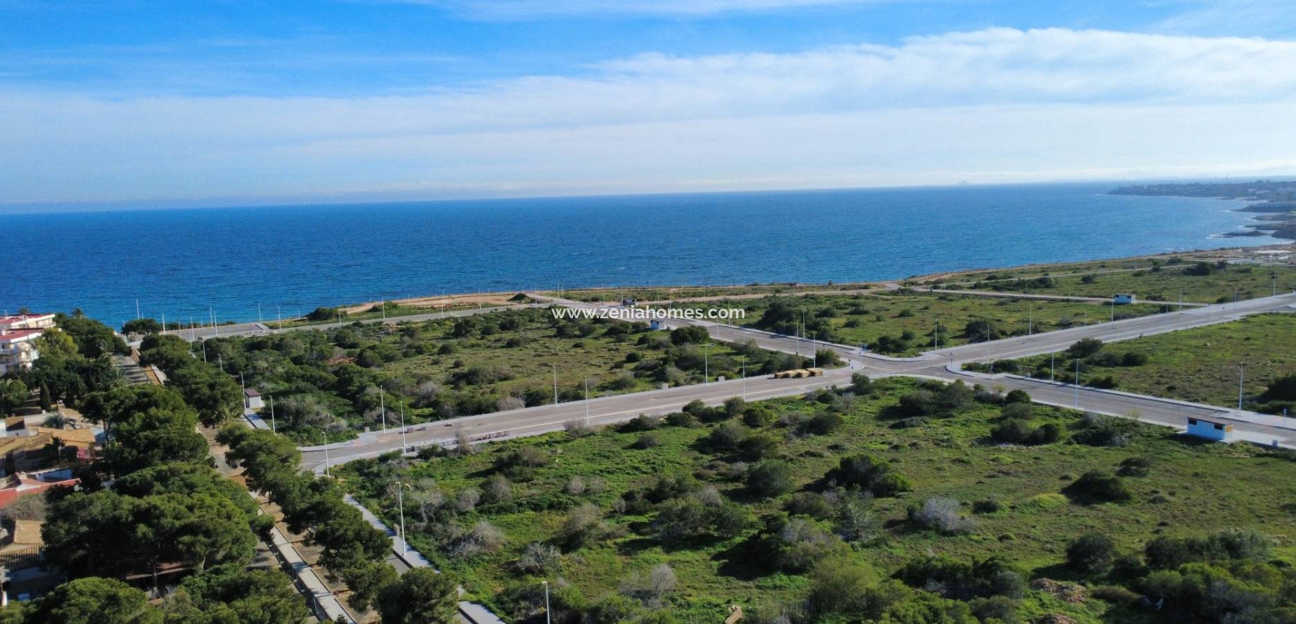 Resale - Semi-Detached Villa - Orihuela Costa - Punta Prima