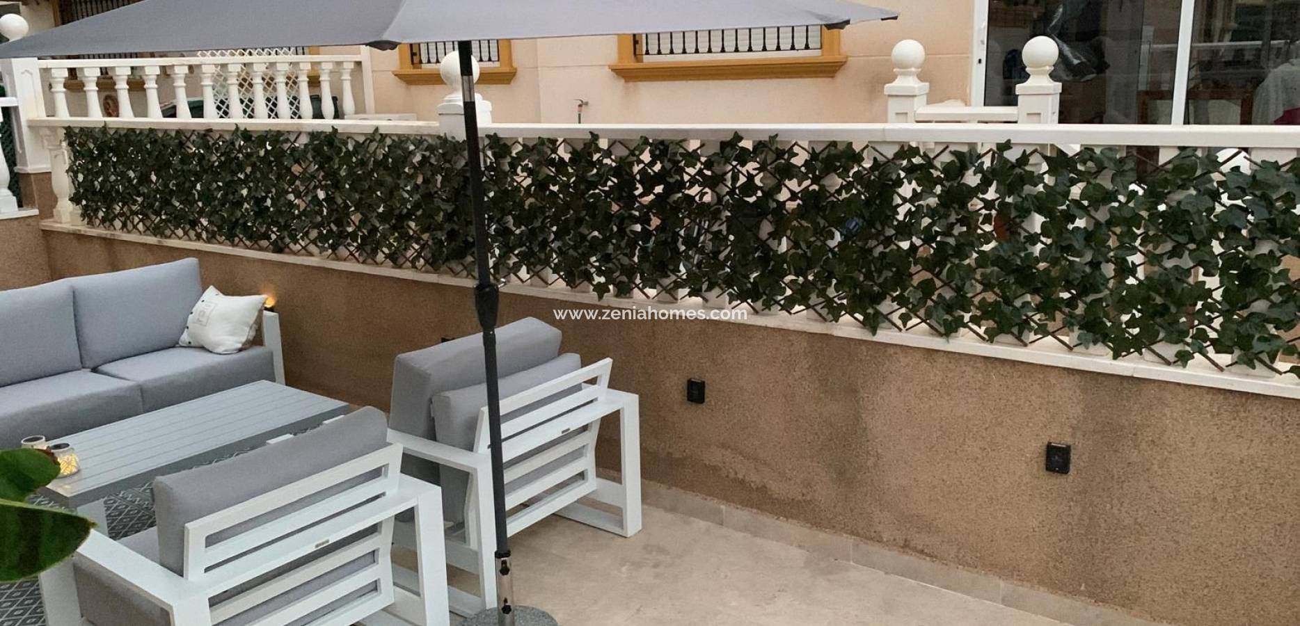 Resale - Quatro Villa - Orihuela Costa - La Zenia