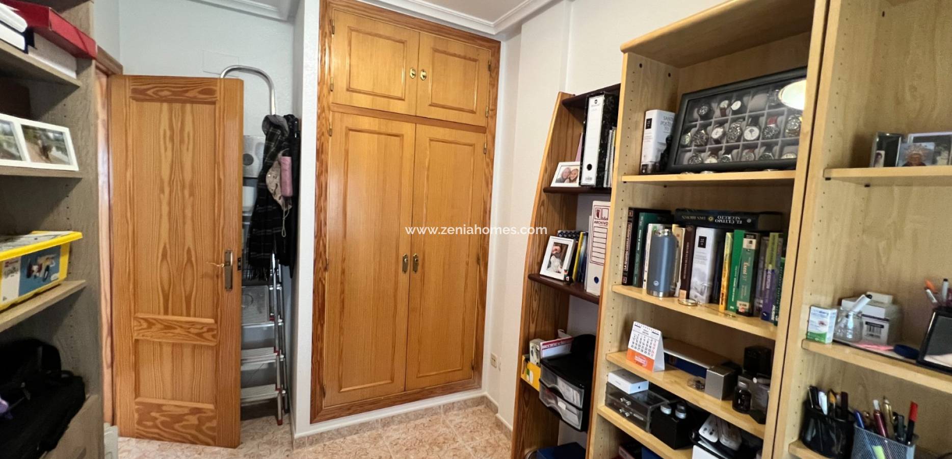 Resale - Byhus - La Torre de la Horadada