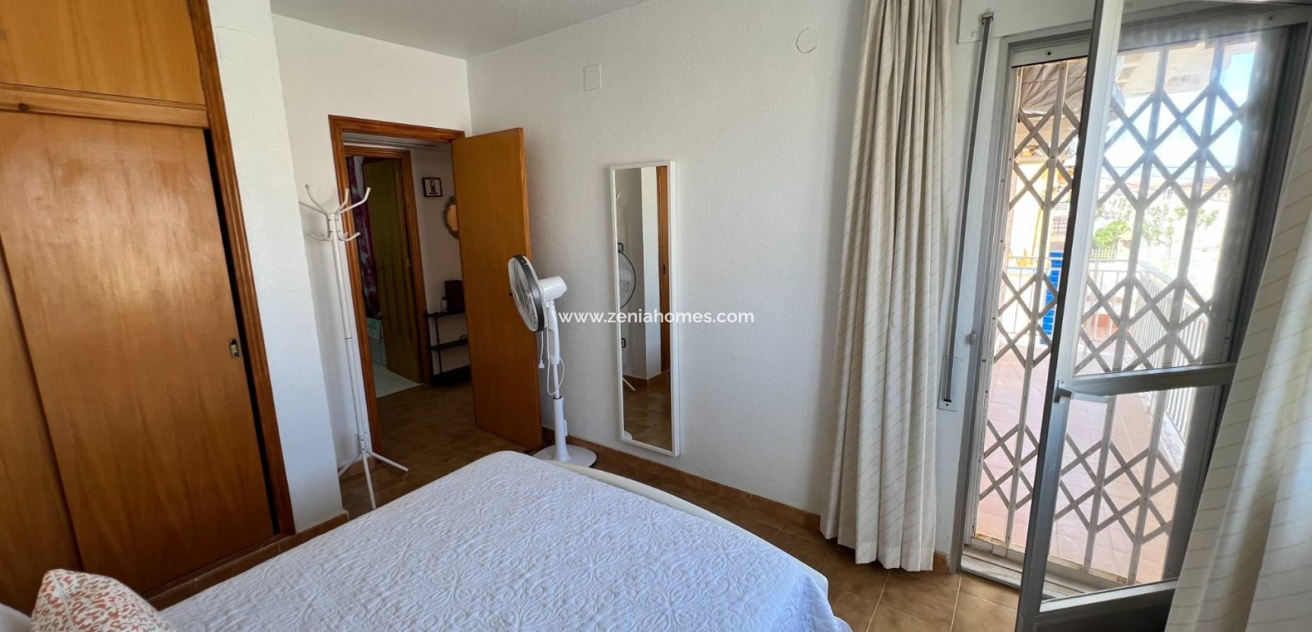 Resale - Semi detached villa - La Torre de la Horadada