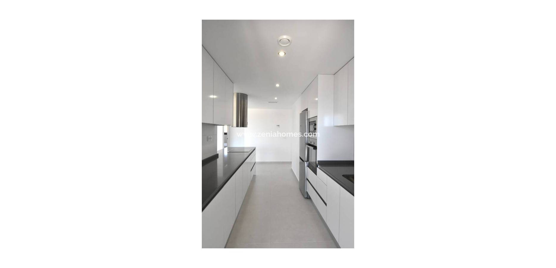 Nowo zbudowane - Apartament - San Miguel de Salinas