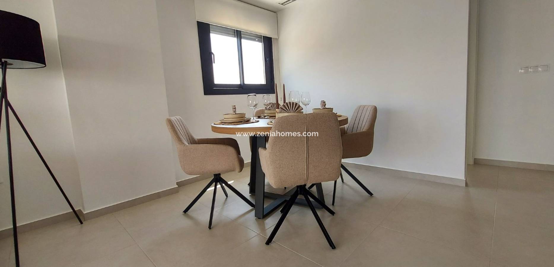 Nowo zbudowane - Apartament - San Miguel de Salinas