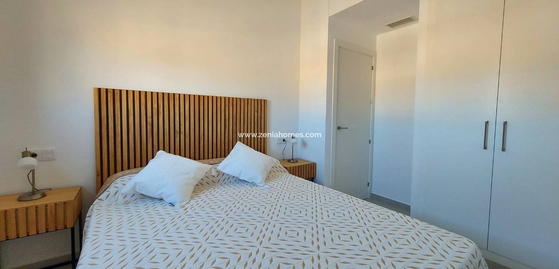 Nowo zbudowane - Apartament - San Miguel de Salinas