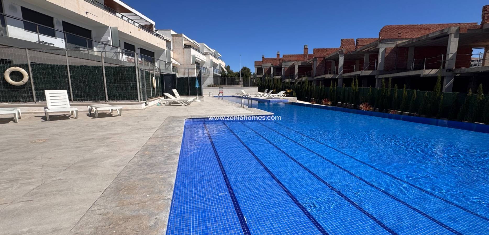 Resale - Apartment - Orihuela Costa