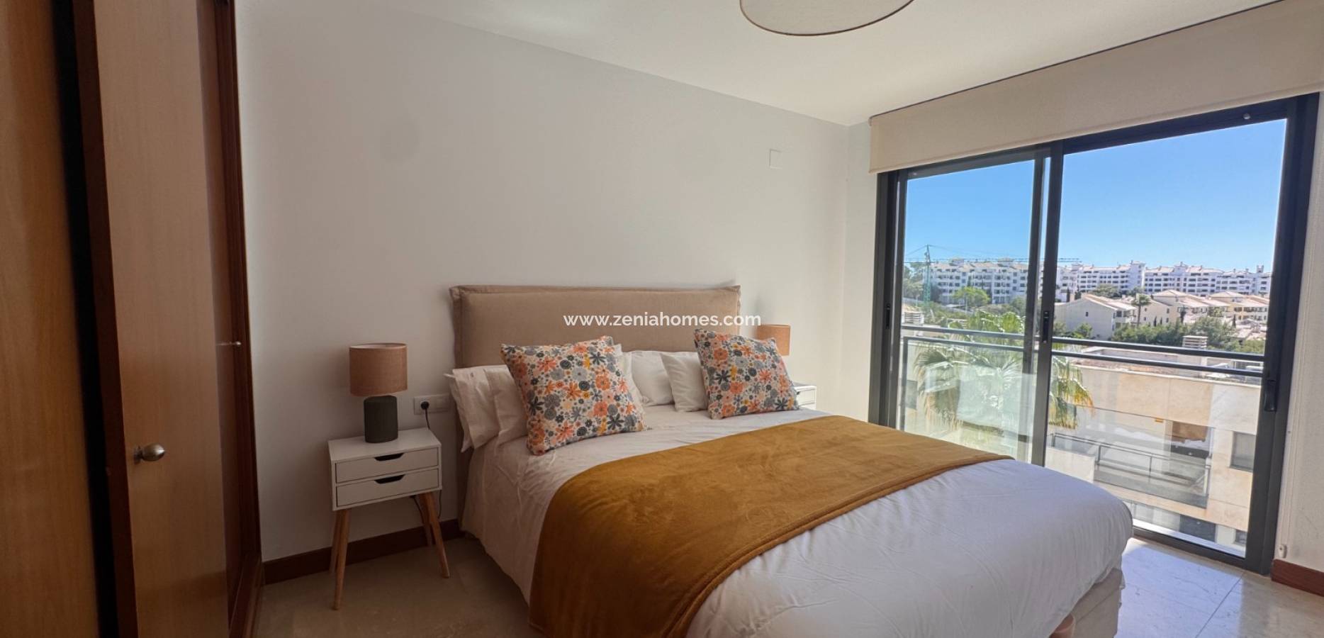 Resale - Apartment - Orihuela Costa