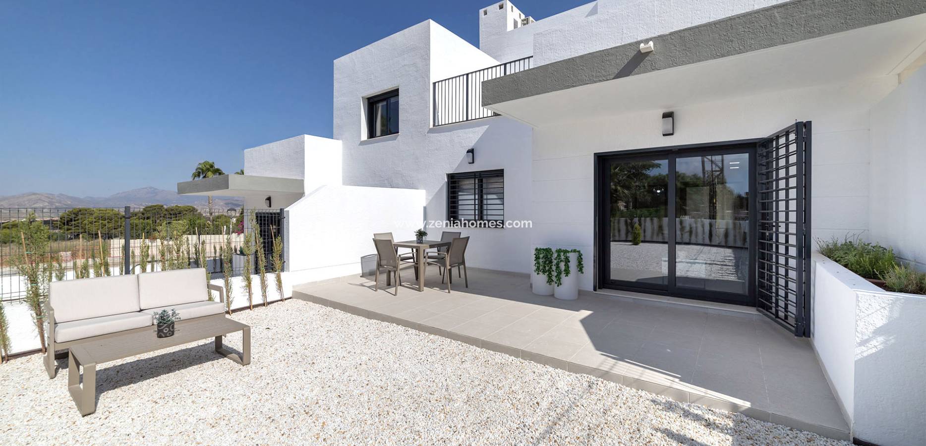 Nueva construcción  - Chalet - Busot, zona Bonalba Golf (Alicante) - Spain