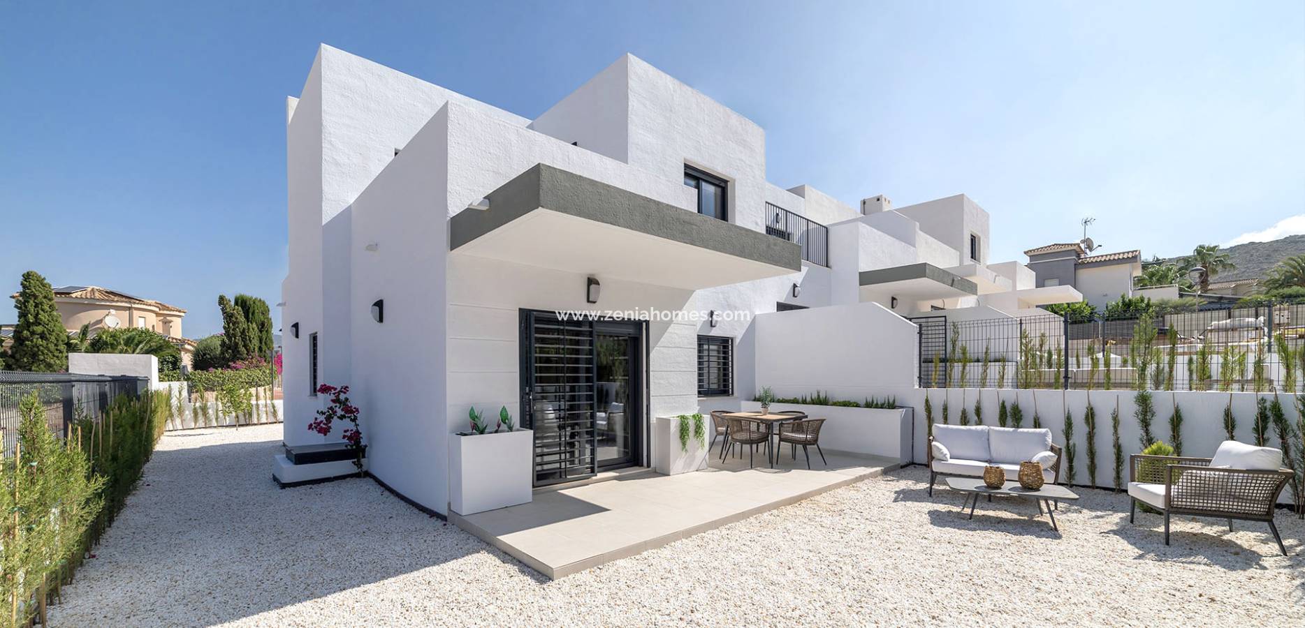 Nueva construcción  - Chalet - Busot, zona Bonalba Golf (Alicante) - Spain