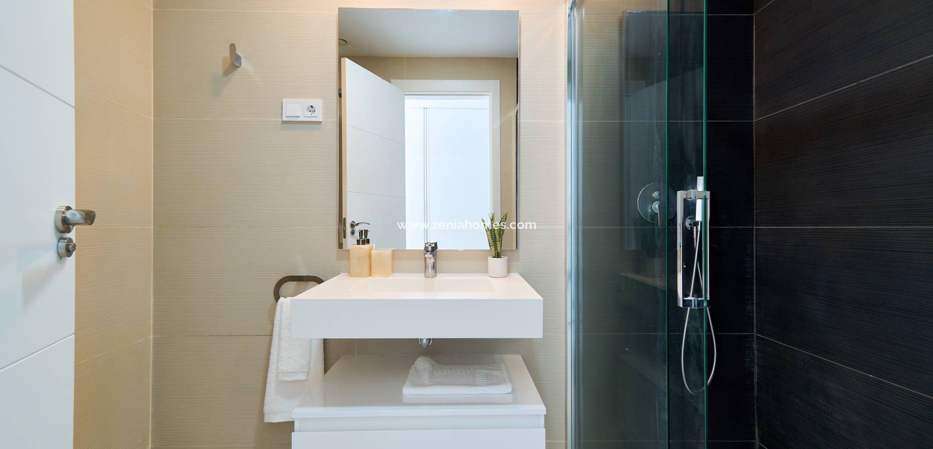 New Build - Квартира - Estepona (Málaga) - Spain
