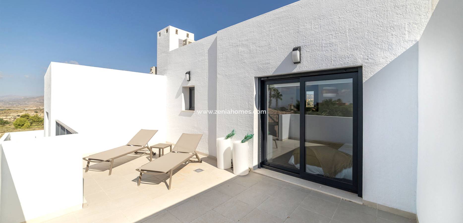 Nueva construcción  - Chalet - Busot, zona Bonalba Golf (Alicante) - Spain