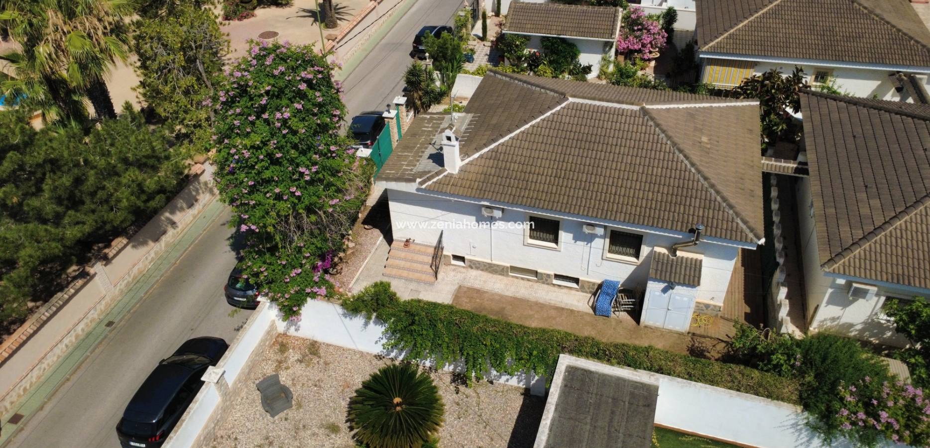 Resale - Villa - Pilar de la Horadada - Pinar de Campoverde