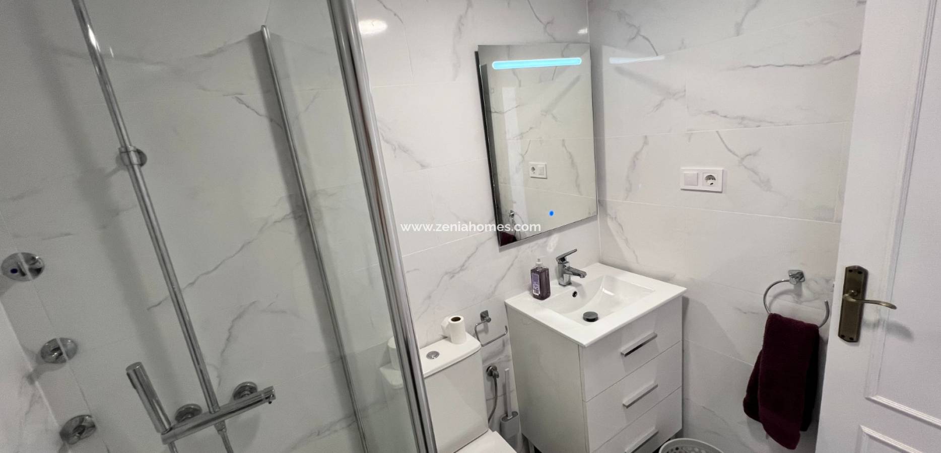 Resale - Duplex - Villamartin