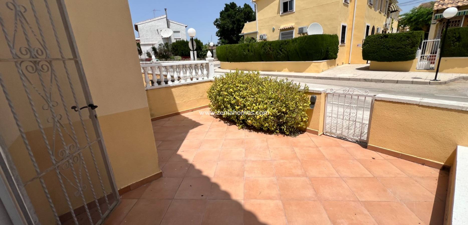 Resale - Duplex - Villamartin