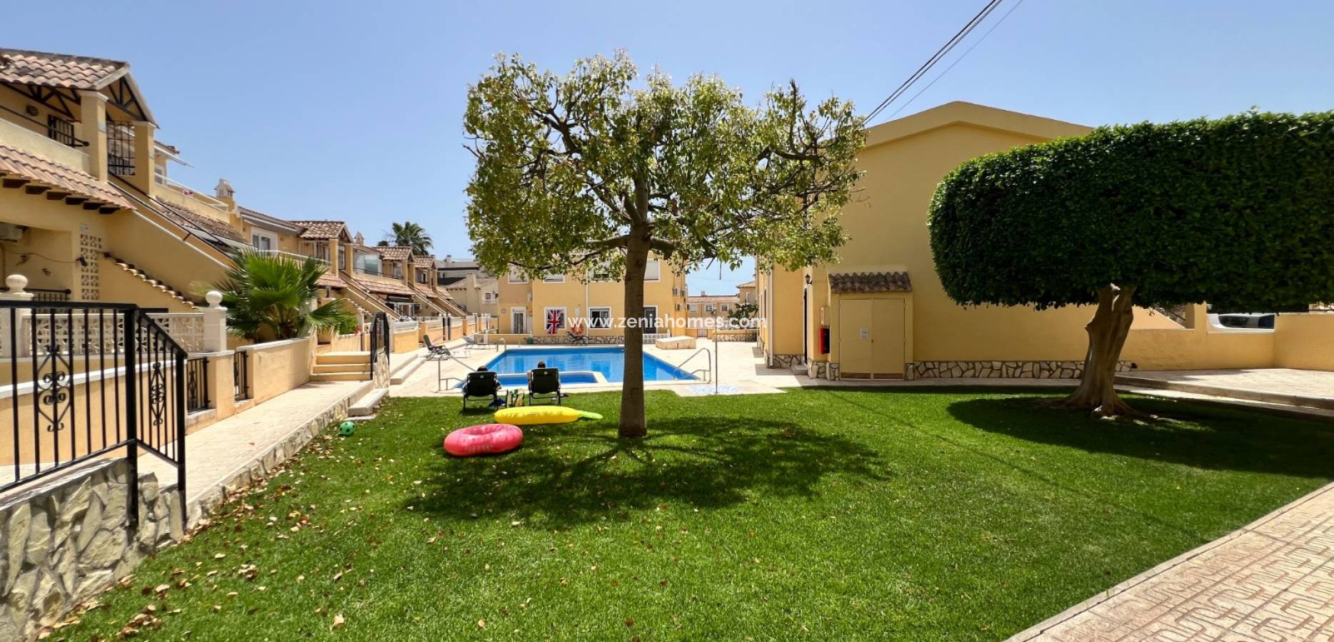 Resale - Duplex - Villamartin
