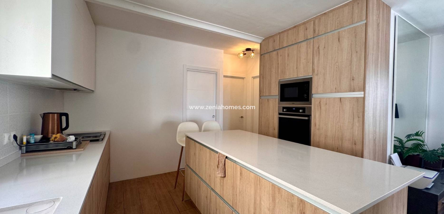 Resale - Villa - Villamartin