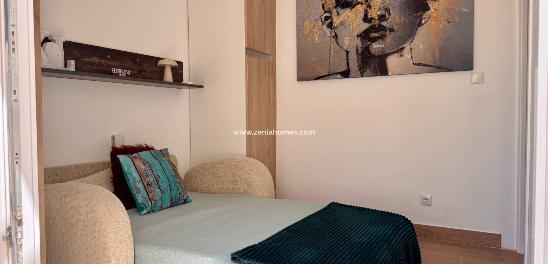 Resale - Villa - Villamartin