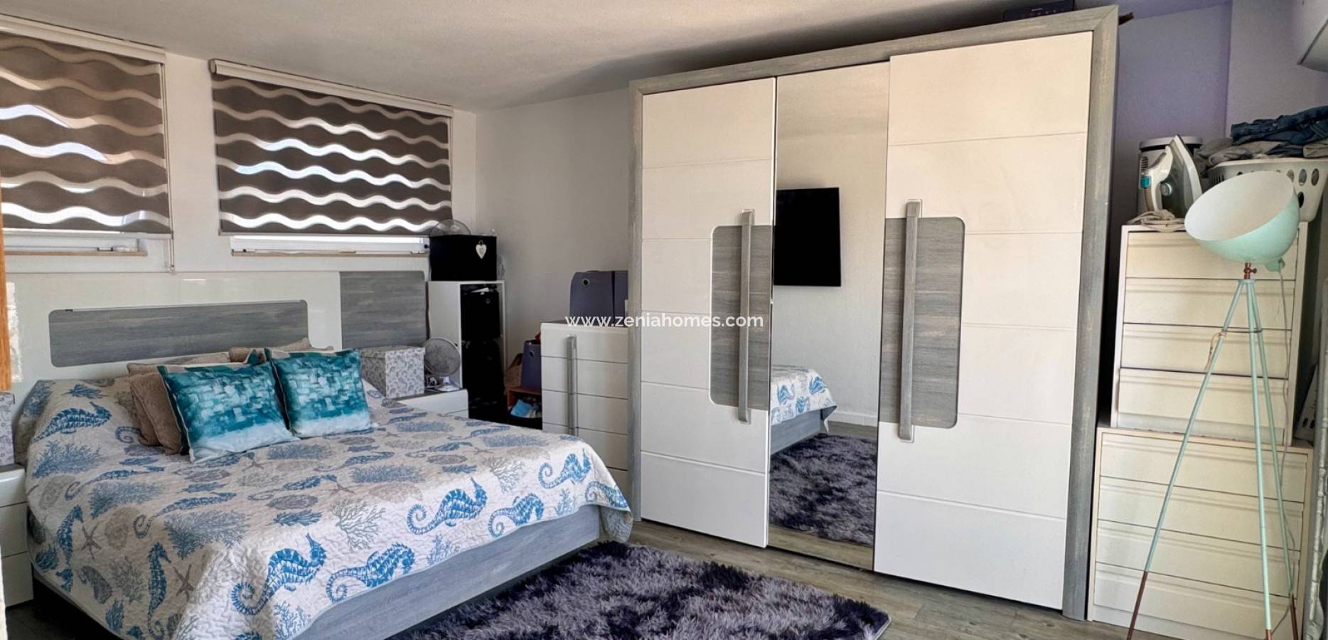 Resale - Villa - Villamartin