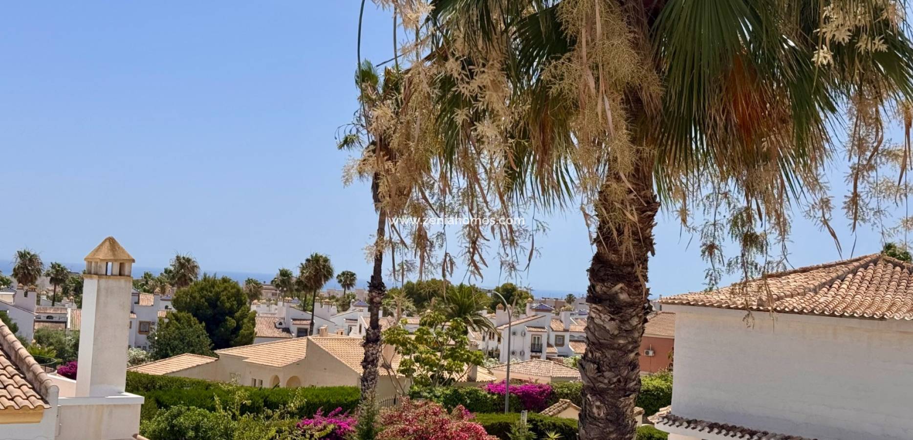 Resale - Villa - Villamartin